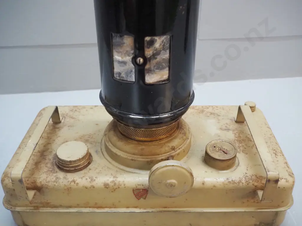 vintage Valor spirit boiler base - missing top fitting - some corrosion to tank H-440 W-360 D-180 Image 1++