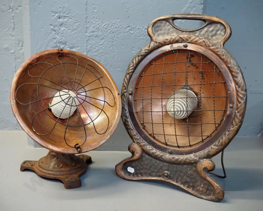 2 restorer's vintage copper heaters - need rewiring. Taller is H-410 W-300 Image 1++