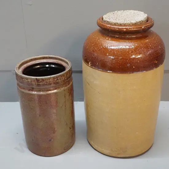 Bendigo Pottery Epsom Australia stoneware crock and Luke Adams Sydenham wide mouth stoneware crock w/cork stopper H-300