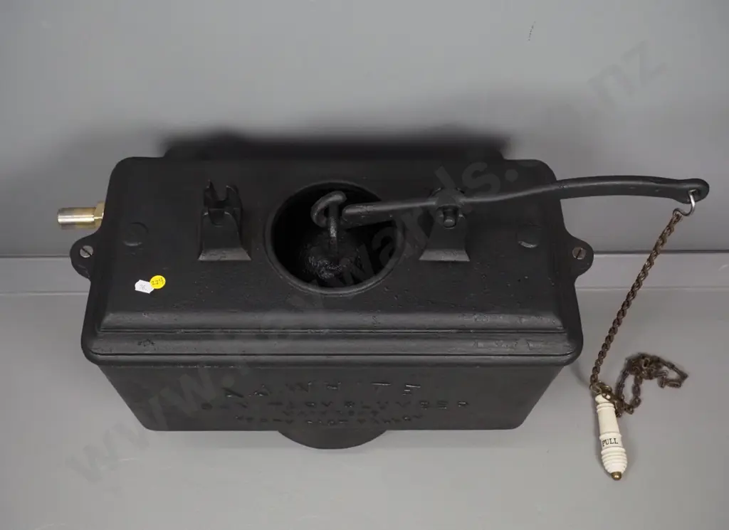 reconditioned vintage cast iron toilet cistern with porcelain pull and chain Image 1++