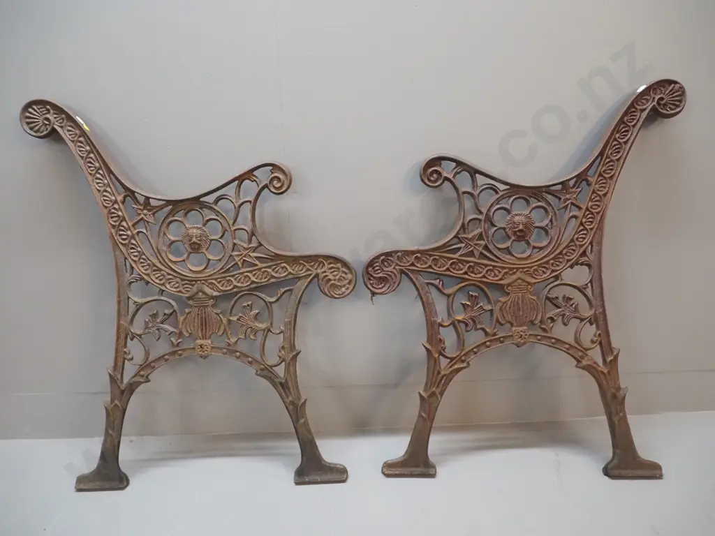 pair of Victorian style cast iron garden bench ends - light surface corrosion H740 D-600 Image 1++