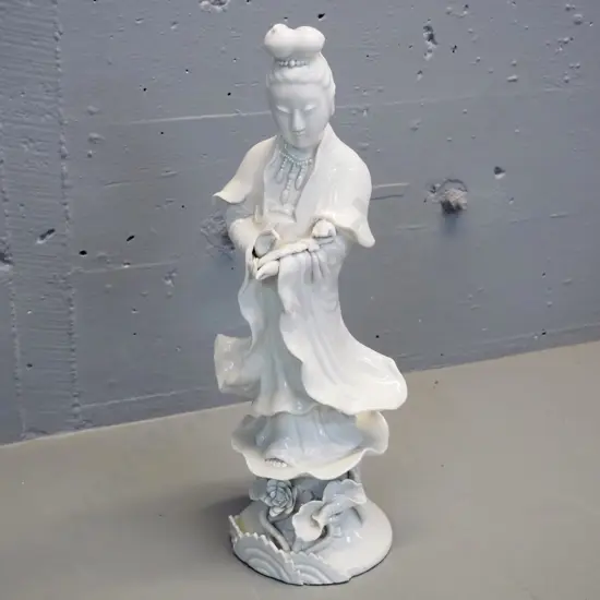 Japanese porcelain figure - a few under-glaze faults on robes? H-440