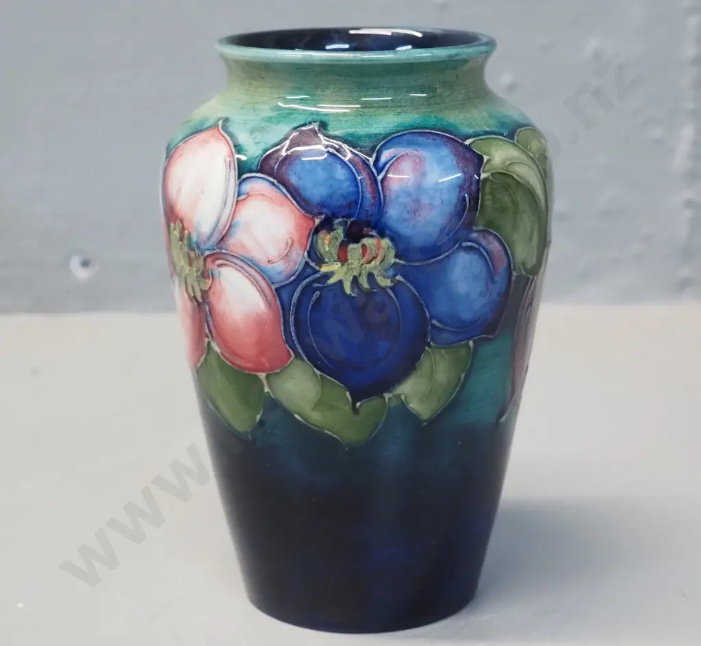 Moorcroft clematis vase H-130 Image 1++