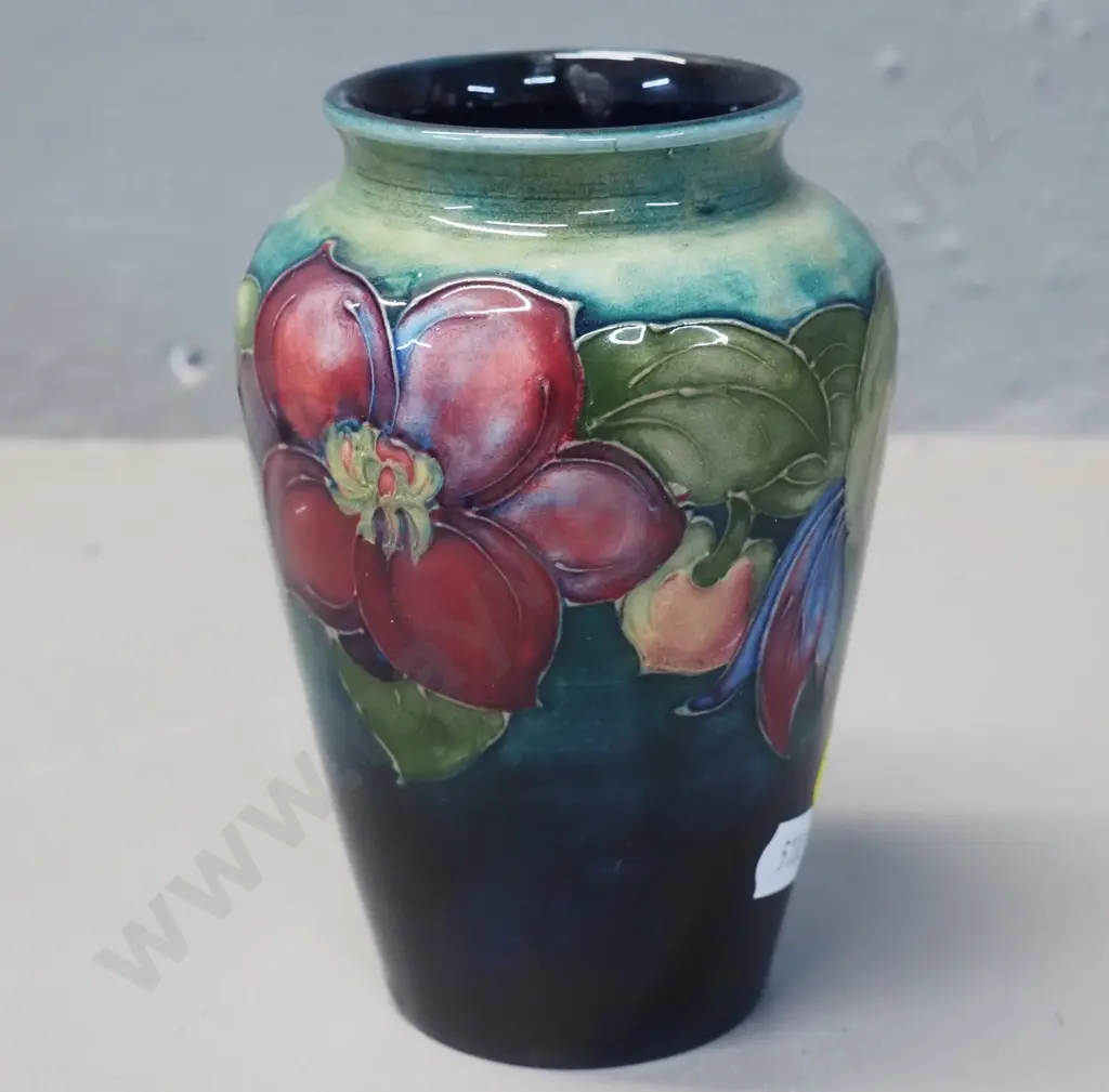 Moorcroft clematis vase H-130 Image 1++