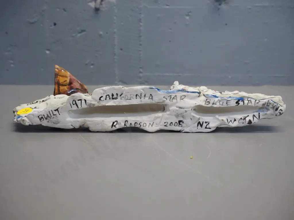 Robert Rapson ceramic ship model (2008) California Star and 3 associated scenery pieces - ship H-70 L-270 Image 1++