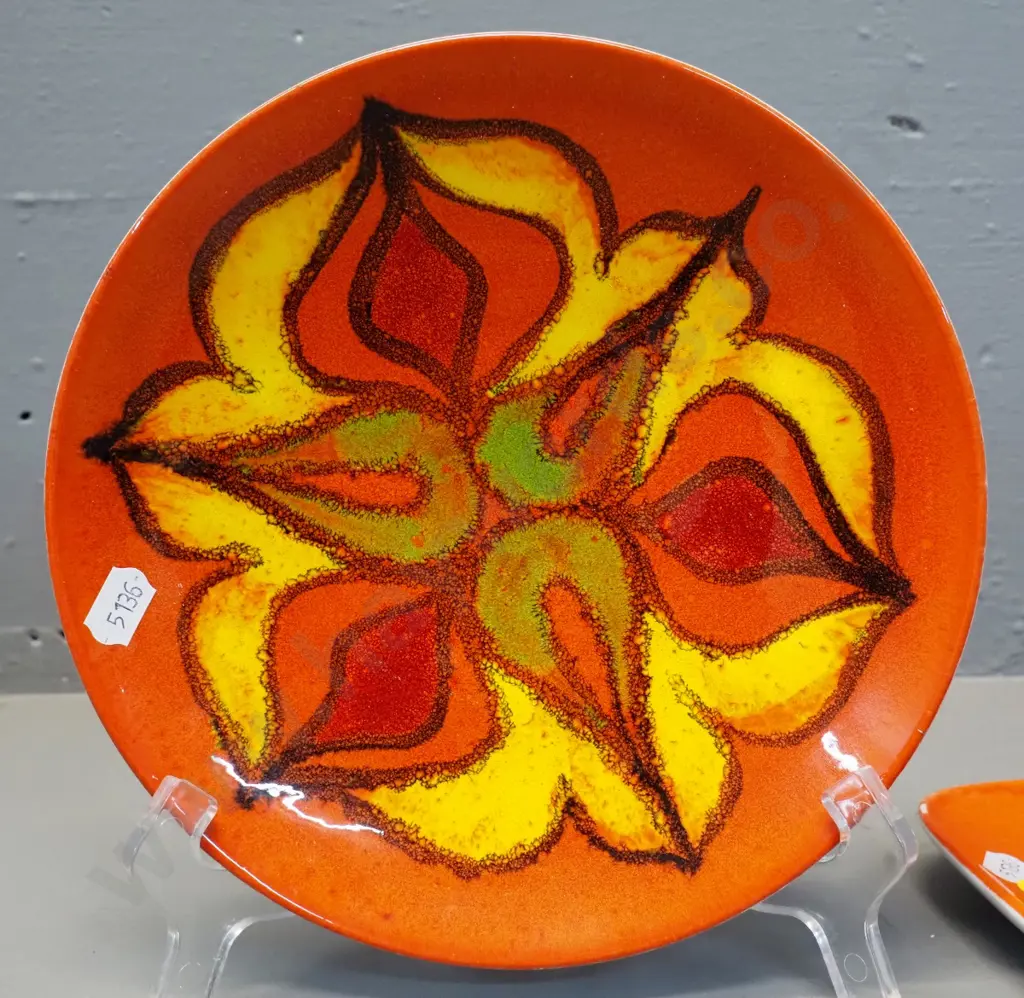 2 mid-century Poole Delphis dishes - slight crazing. larger is D-200 Image 1++