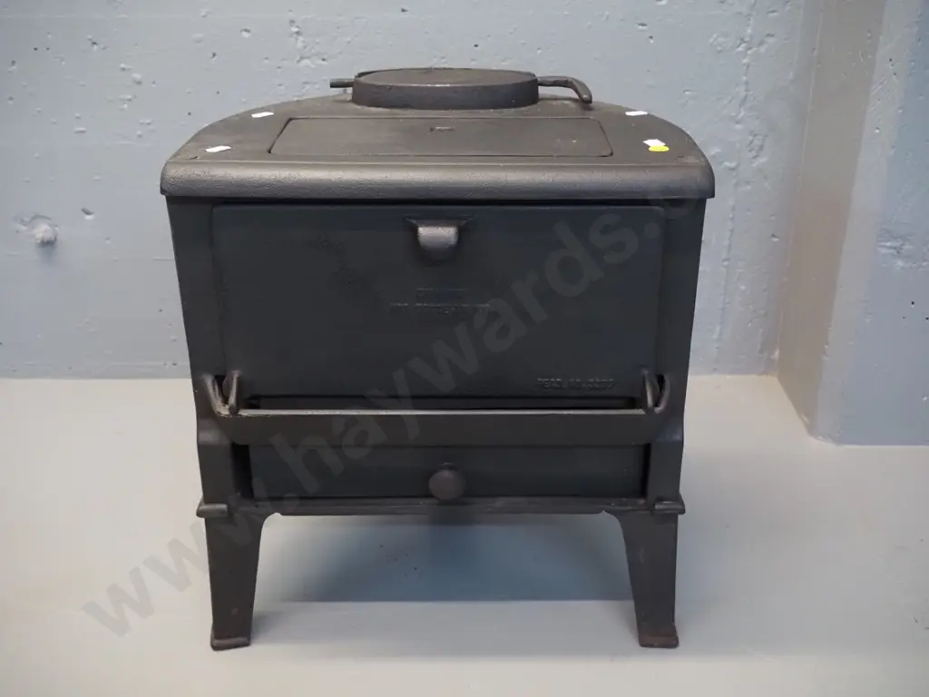 vintage cast iron Champion Hot Dogge Junior stove H-430 W-380 D-250 Image 1++
