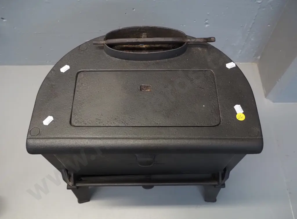 vintage cast iron Champion Hot Dogge Junior stove H-430 W-380 D-250 Image 1++