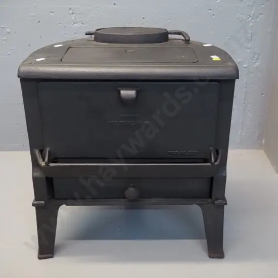 vintage cast iron Champion Hot Dogge Junior stove H-430 W-380 D-250