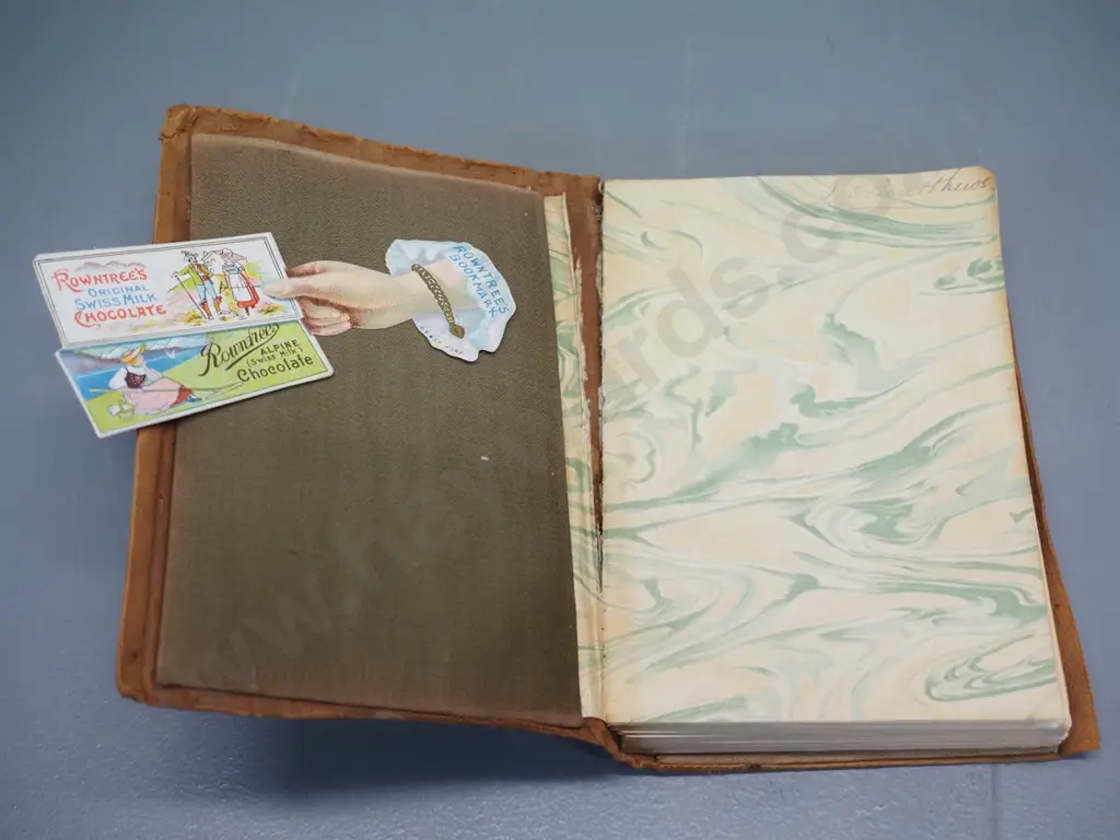book Henry Longfellow - Evangeline - 1904 edition with suede cover and embossed design - cover is separating Image 1++