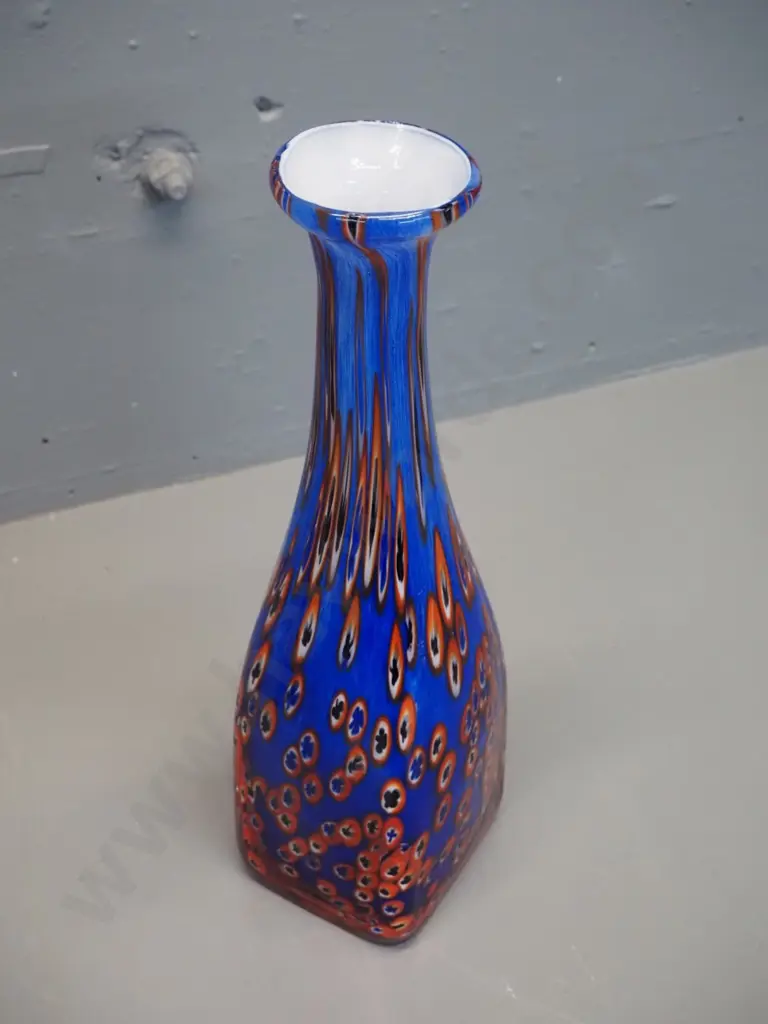 art glass streaked/mottled vase H-330 Image 1++