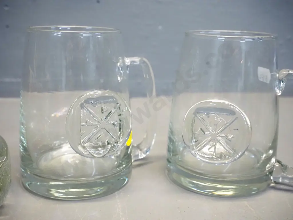 New Zealand 1974 Commonwealth Games souvenir glass items - ashtray and 2 beer mugs Image 1++
