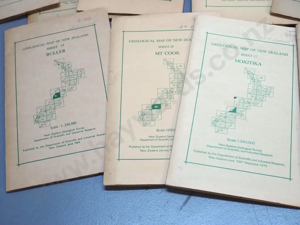 assorted New Zealand DSIR / Geographical Society geological maps Image 1++
