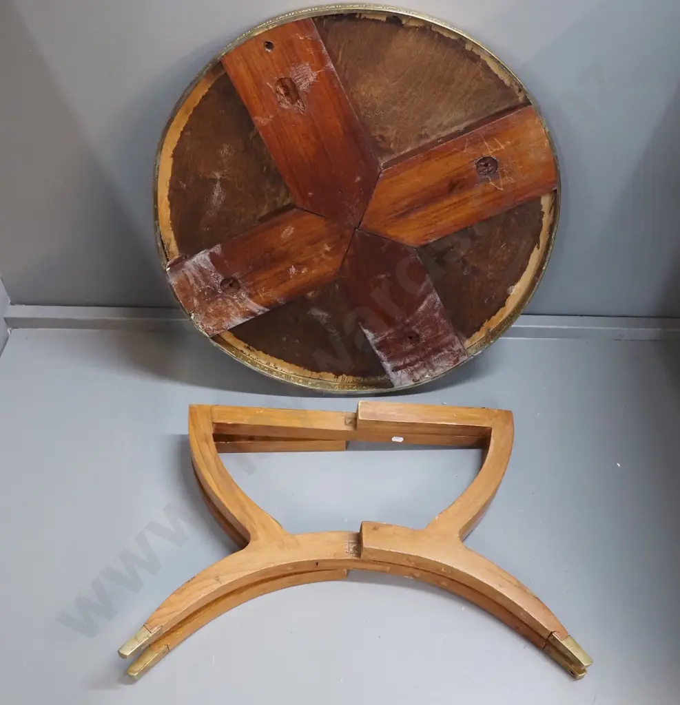 beaten brass round table on folding wooden base H-460 D-590 Image 1++