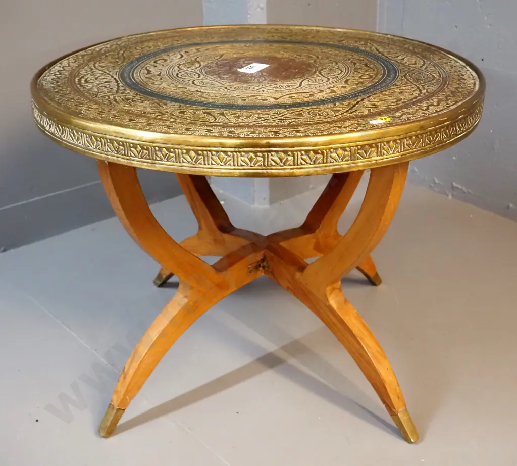 beaten brass round table on folding wooden base H-460 D-590 Image 1++
