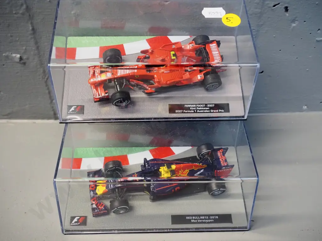 2 die-cast 1:43 scale Formula 1 racing cars - 2007 Kimi Raikkonen and 2016 Max Verstappen Image 1++