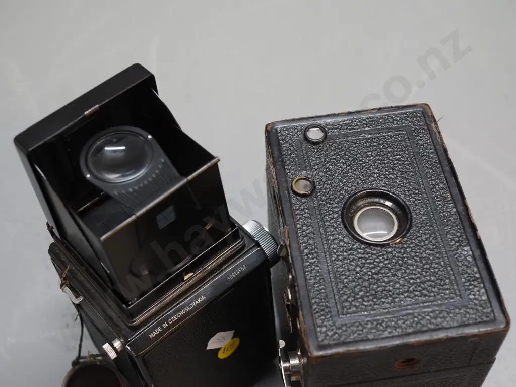 Meopta Flexaret twin-lens reflex camera and a Kodak box camera - both with age wear, minor corrosion etc. Image 1++
