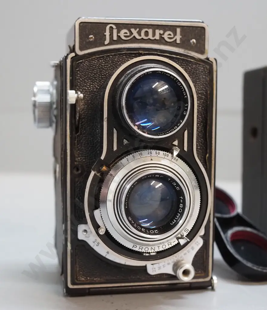 Meopta Flexaret twin-lens reflex camera and a Kodak box camera - both with age wear, minor corrosion etc. Image 1++