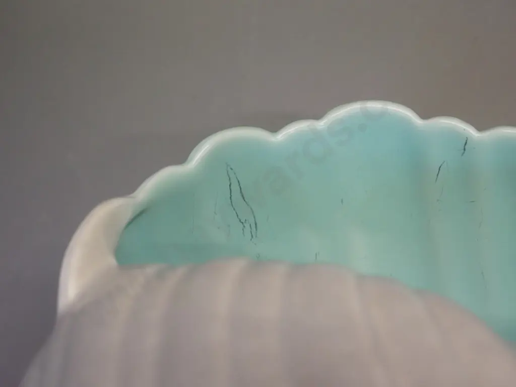 Poole shell vase - a few marks inside H-190 L-200 Image 1++