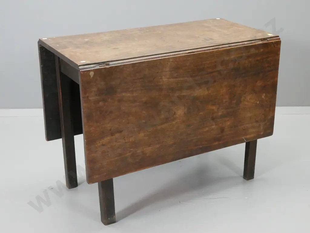 early Cuban antique mahogany drop-leaf supper table - some chips around hinges, polish needs work H700 W925 L1320 open Image 1++