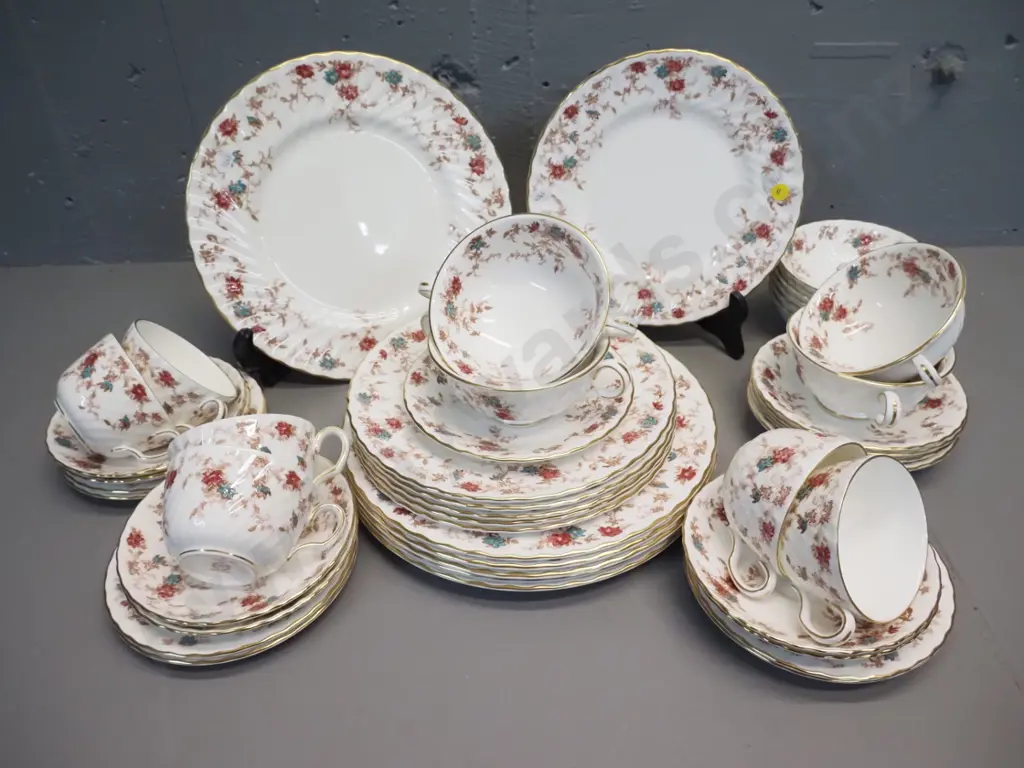 Minton "Ancestral" 6 place dinner set but only 4 soups & saucers - very good condition Image 1++