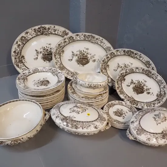 large quantity of vintage Doulton Burslem "Elaine" pattern dinnerware - some chips, some pieces stained & crazed