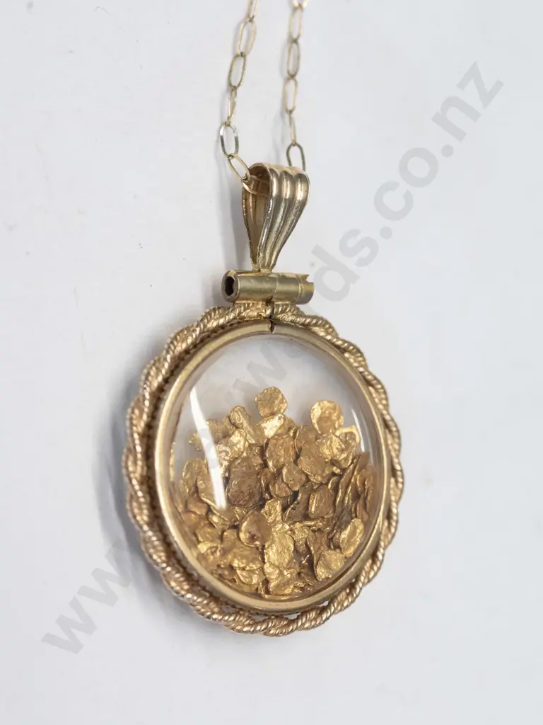 gold necklace with flakes chain stamped Image 1++