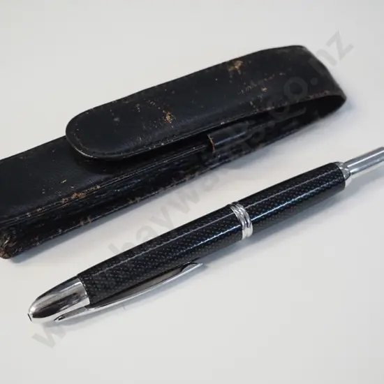 Pilot retractable fountain pen - nib marked 'Pilot 14k750' - with leather case, has unknown logo