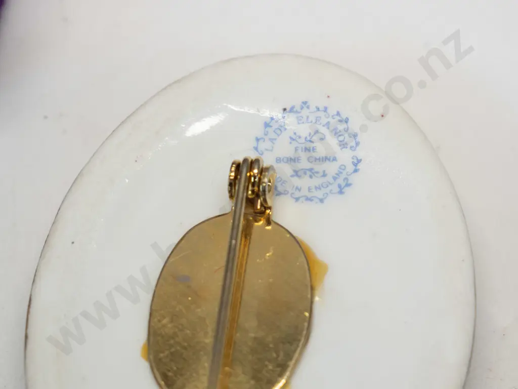 china brooch & dress ring Image 1++