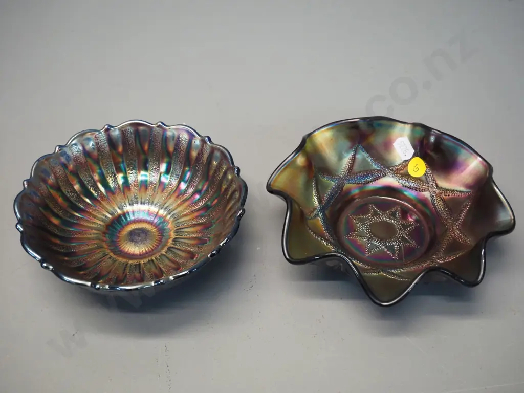 2 dark blue / purple carnival glass bowls - larger is D-150 Image 1++