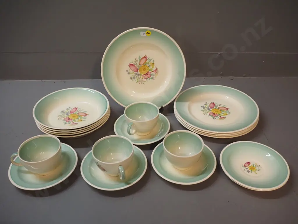 assorted - Susie Cooper Springtime dinnerware - 5 entrees, 5 soups, 4 cups & saucers, 2 spare saucers Image 1++