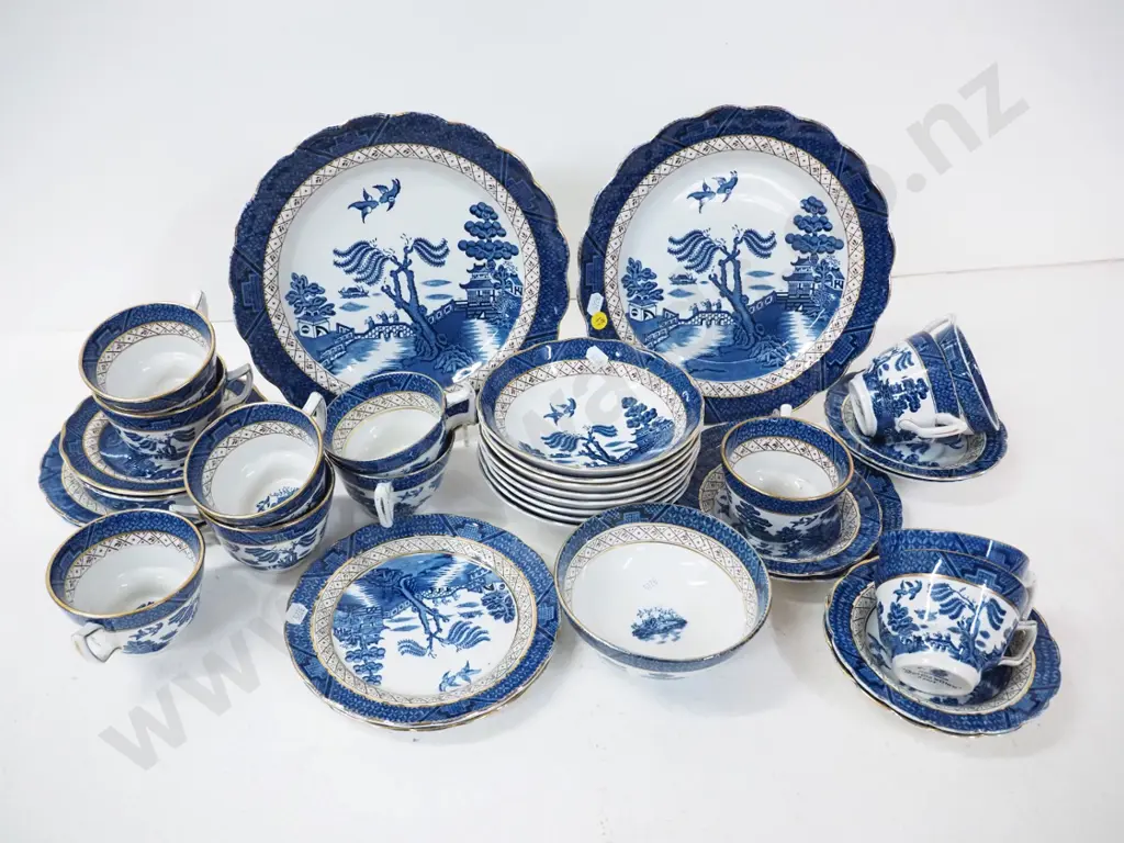 assorted Booth's Real Old Willow tea and dinner ware - 12 cups, 7 saucers, 5 sides, 2 dinner plates, 8 sweet dishes Image 1++