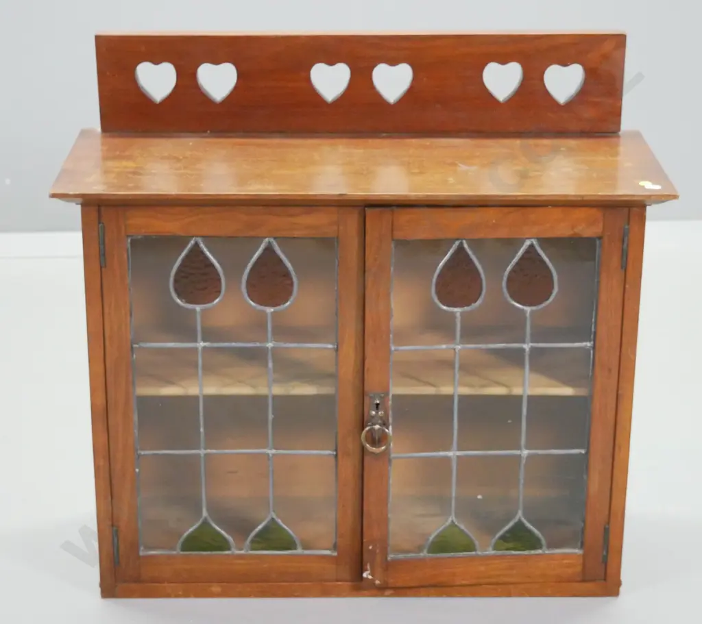 Arts & crafts mahogany wall mount display cabinet with leadlight panels, shelf, key escutcheon - small spilt to top Image 1++