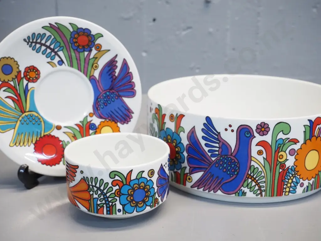 Villeroy & Bosch 'Acapulco' tableware - 4 cups & saucers, oven dish D200, divided dish, condiment set, various saucers Image 1++