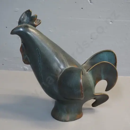heavy solid pottery or composite rooster figure H240 W250
