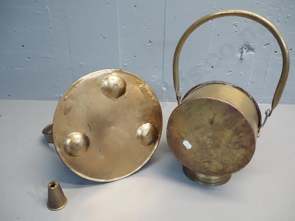 brass scuttle H-330 W-240 and a tin pitcher / jug with gilt paint finish and shaped metal cap Image 1++