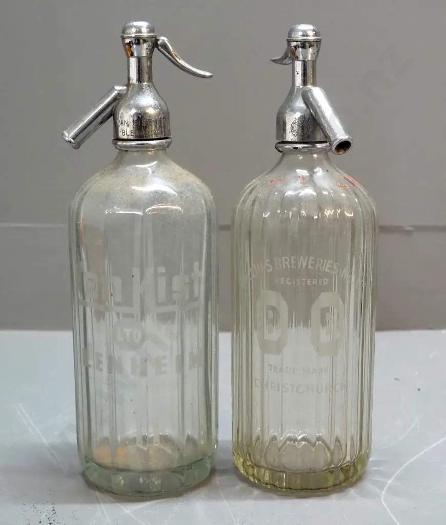 2 vintage soda syphons - Van Kist Blenheim and Ballins Breweries Christchurch Image 1++