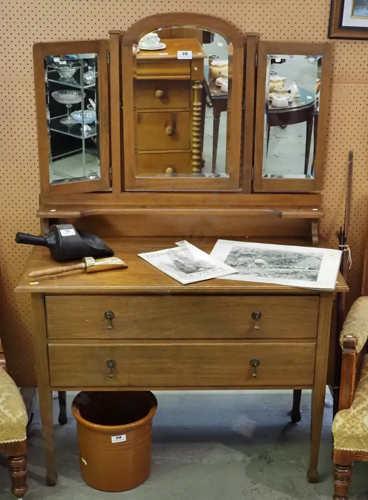 deco oak 2-drawer dressing table with bevelled framed centre and wing mirrors, brass drop handles H-1530 W-1070 D-500 Image 1++