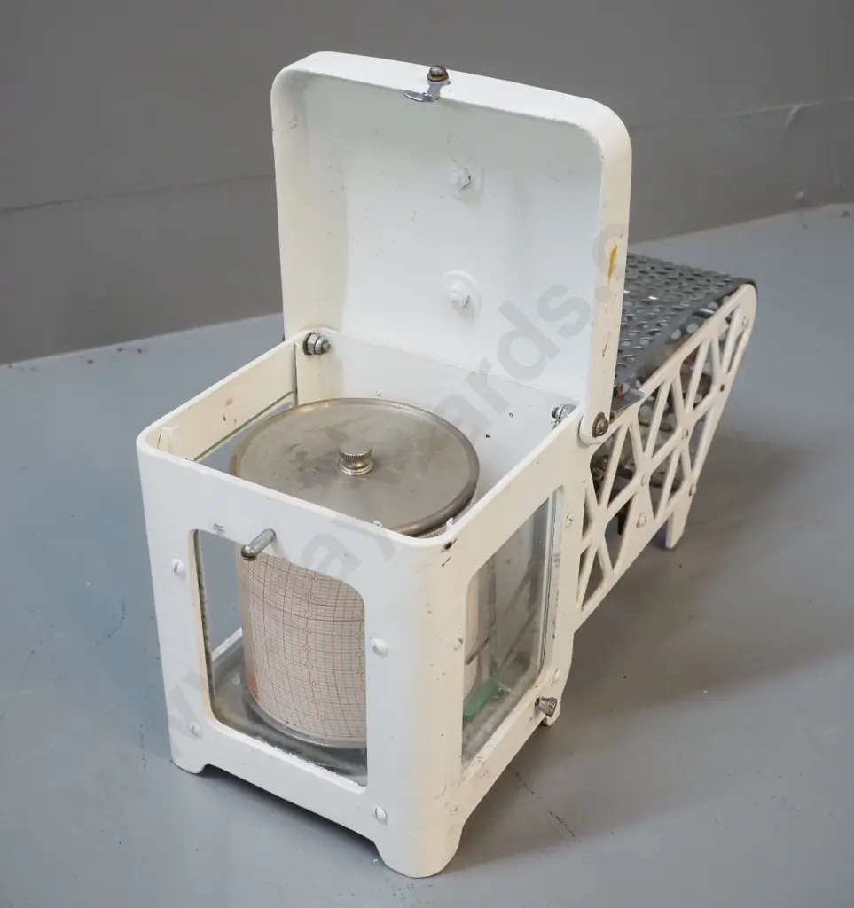 metal cased barograph - no maker's marks H-360 W-150 D-170 Image 1++