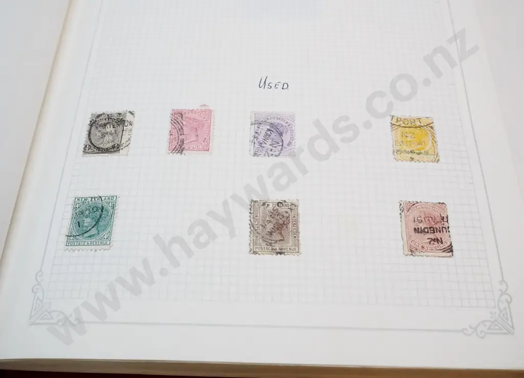 4 New Zealand stamp albums - 1874 thru 1980s Image 1++