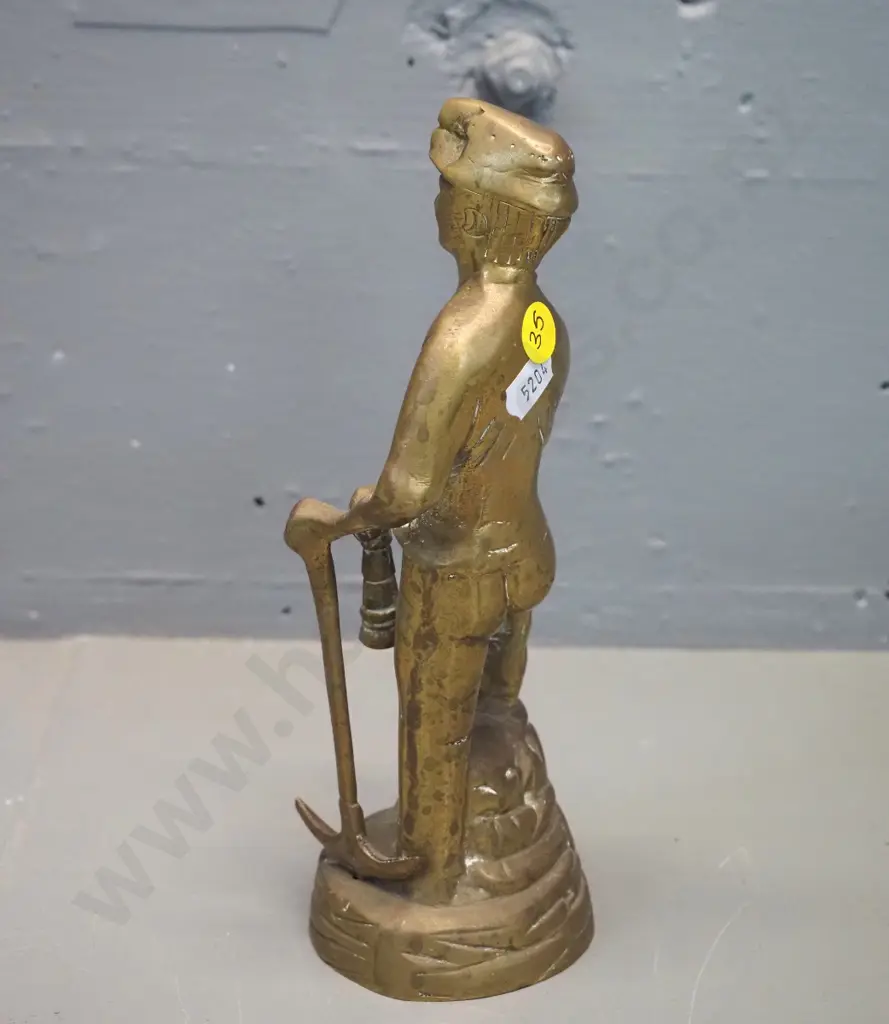 cast brass figure of a miner H-220 Image 1++