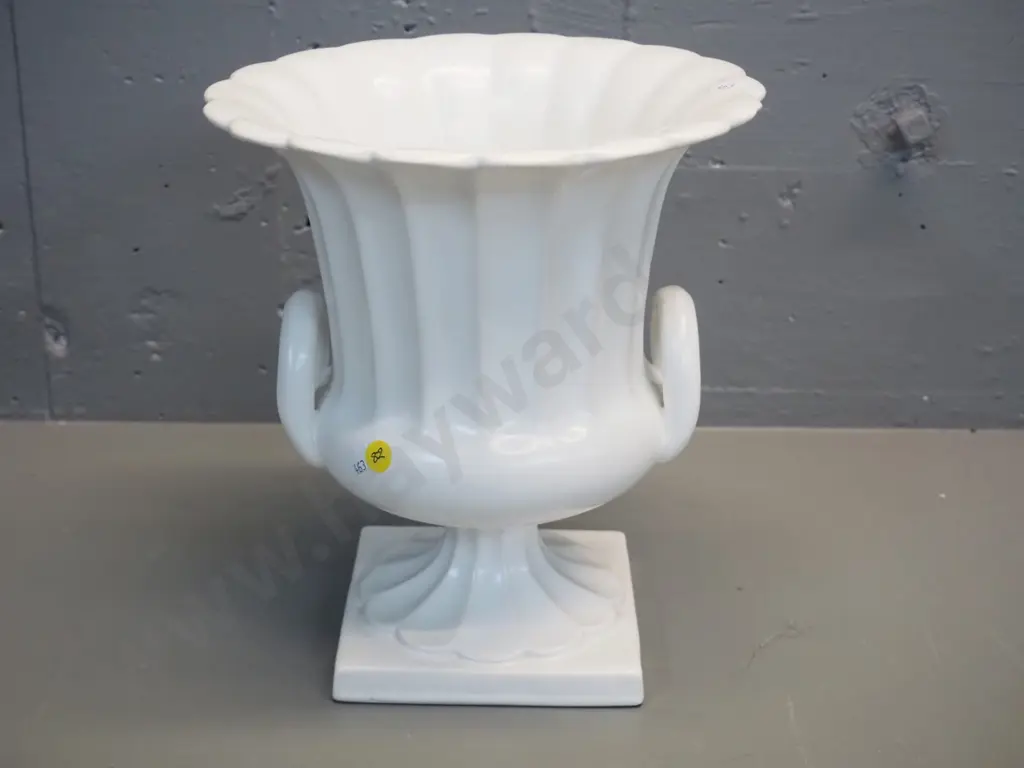 large handled urn shape vase - marked England, has chip to corner of base, some stains/crazing inside H270 D-240 Image 1++