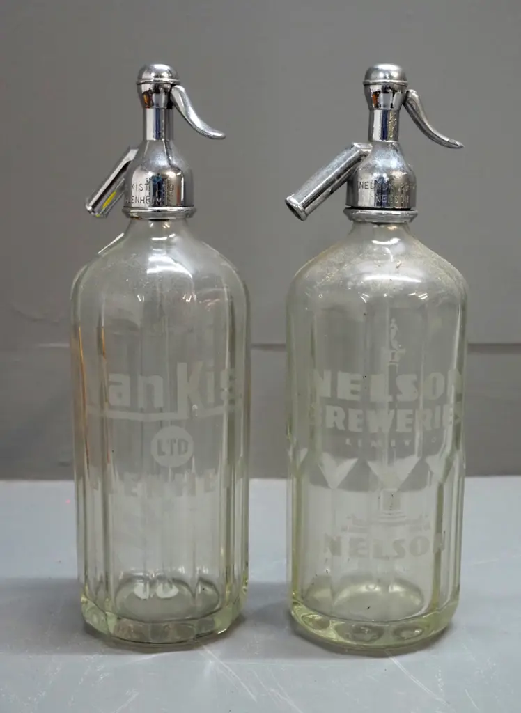 2 vintage soda syphons - Van Kist Blenheim and Nelson Breweries Image 1++