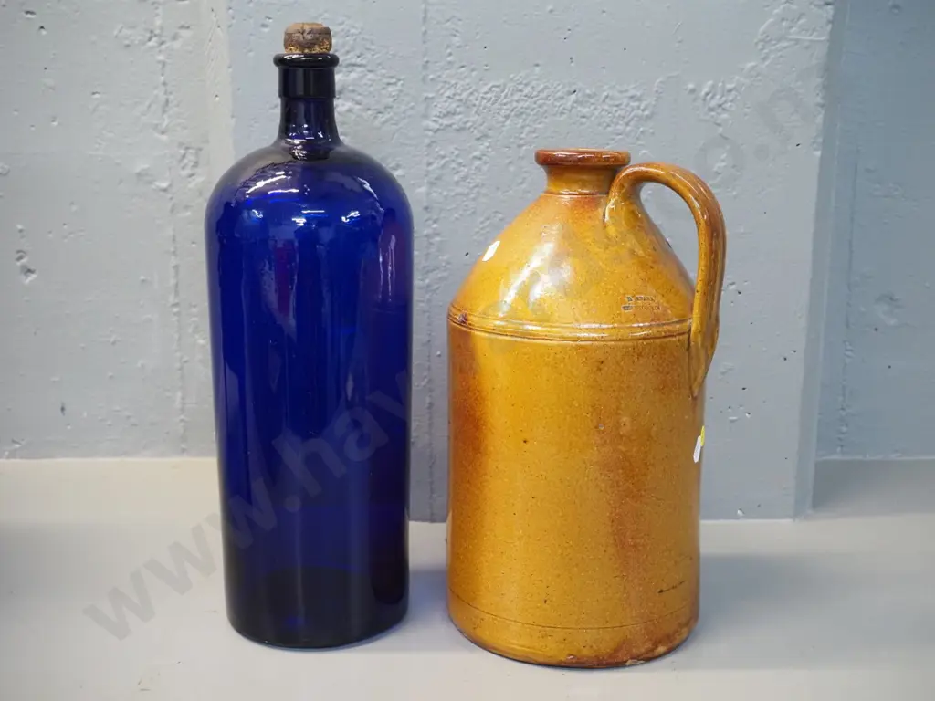 Adams Christchurch narrow-neck crock H-340 and large blue bottle with cork stopper H-410 Image 1++