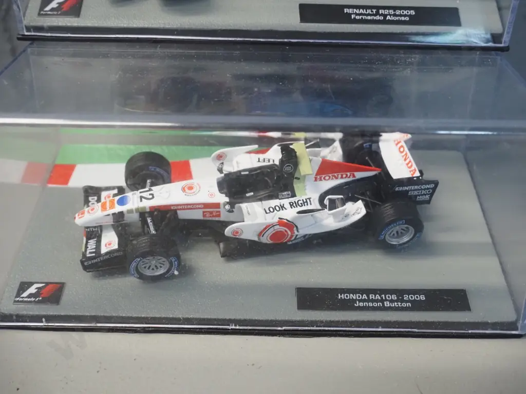 2 die-cast 1:43 scale Formula 1 racing cars - both 2005 - Jenson Button and Fernando Alonso Image 1++