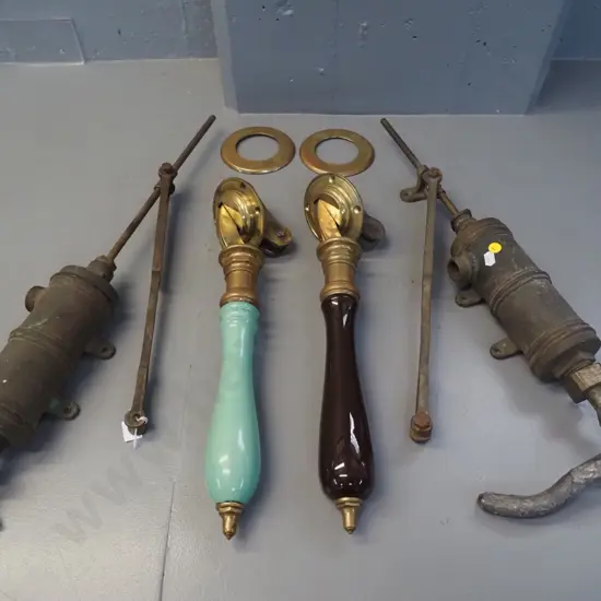 2 vintage ceramic and brass beer pull handles with cylinders - handle mechanism L-440