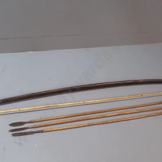 ethnic weapon; Indonesian bow & 3 arrows with metal tips. Bow is L-1620