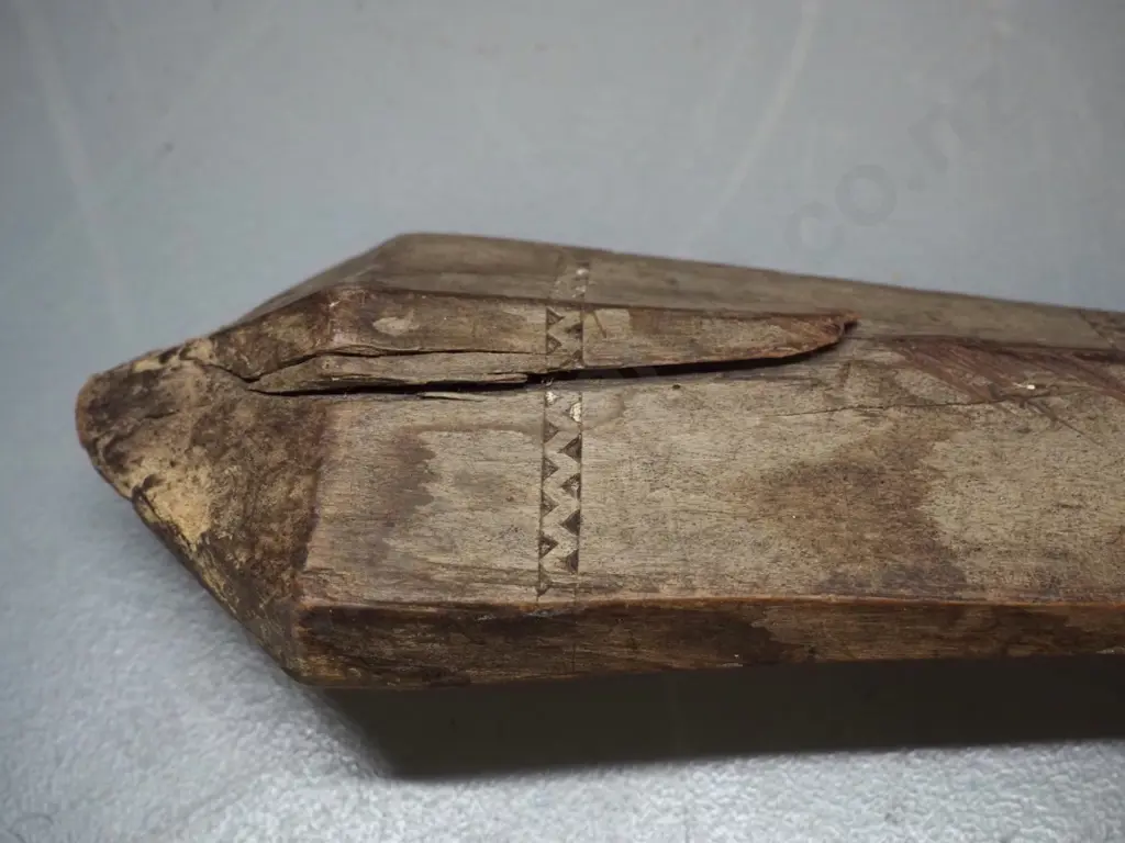 ethnic weapon collection: wooden club from Samoa - with some damage L-870 Image 1++
