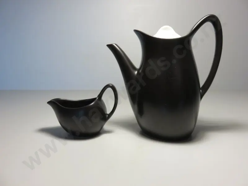 Mid-century coffee service from the Staffordshire based English studio midwinter Image 1++