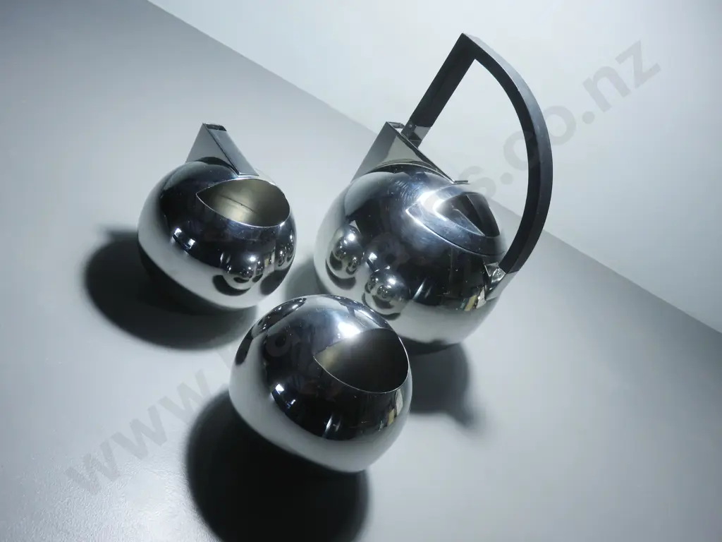 Modernist art deco style stainless steel Tea Set Image 1++
